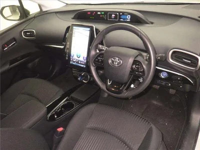 Toyota Prius PHV