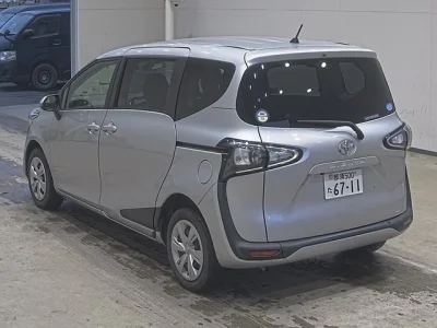 Toyota Sienta