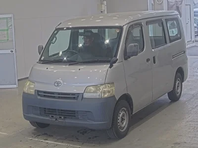 Toyota LiteAce Van