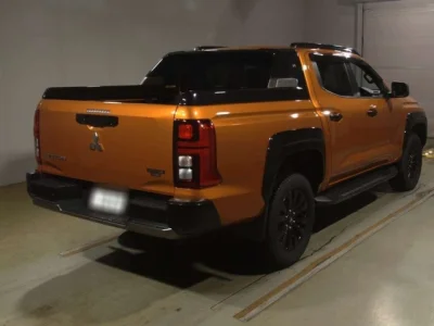 Mitsubishi TRITON