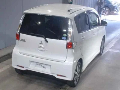 Mitsubishi EK CUSTOM