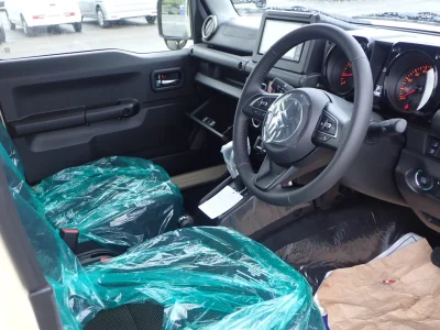 Suzuki JIMNY NOMADE