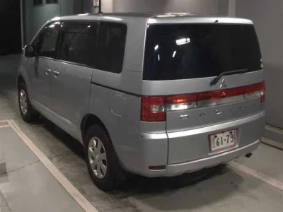 Mitsubishi DELICA D5