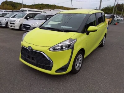 Toyota Sienta