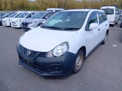 Nissan AD