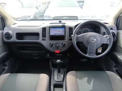 Nissan AD