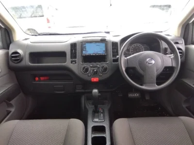 Nissan AD