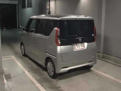 Nissan ROOX