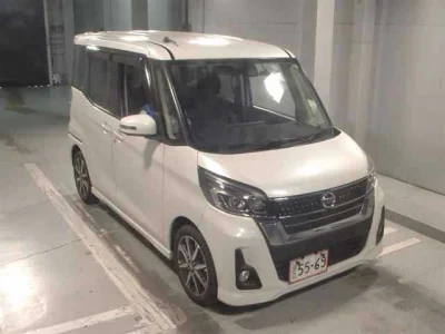 Nissan Dayz Roox