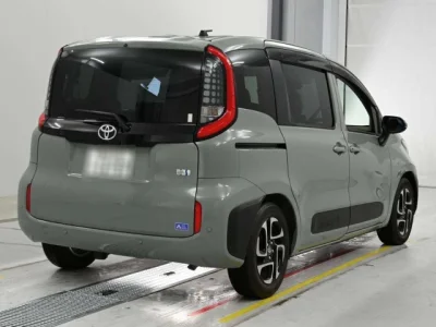 Toyota Sienta