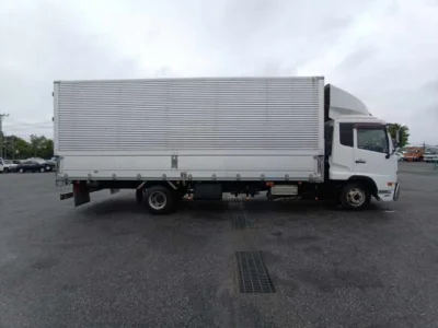 Nissan CONDOR