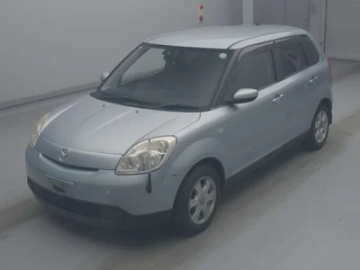 Mazda Verisa