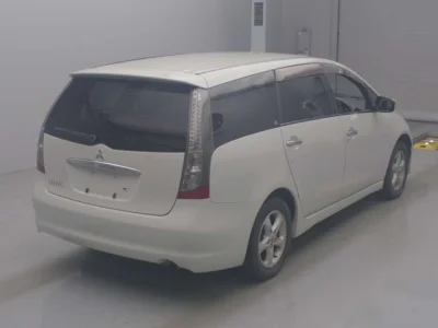 Mitsubishi Grandis
