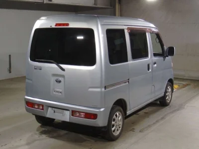 Toyota Pixis Van