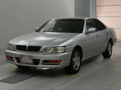 Nissan Laurel
