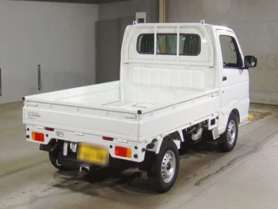 Nissan NT100 Clipper