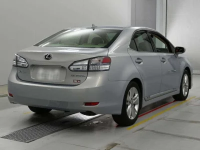 Lexus HS250h
