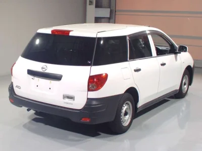 Nissan AD