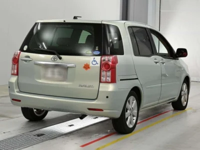 Toyota Raum