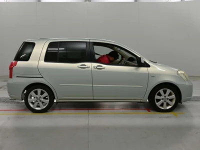Toyota Raum