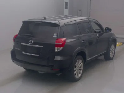 Toyota Vanguard