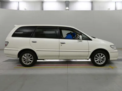 Nissan Presage