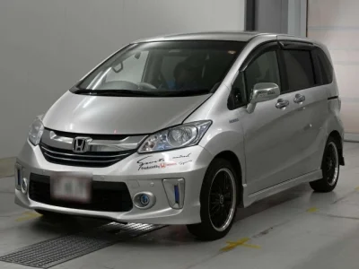 Honda Freed Spike