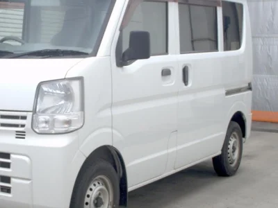 Mitsubishi Minicab Van