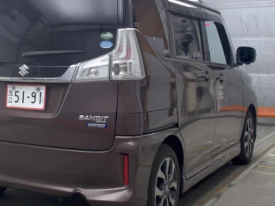 Suzuki Solio