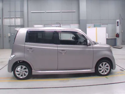 Toyota bB