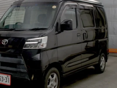 Toyota Pixis Van