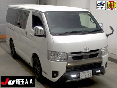 Toyota HiAce Van
