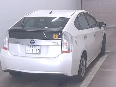 Toyota Prius PHV