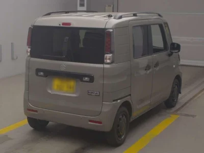 Suzuki SPACIA BASE