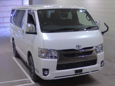 Toyota HiAce Van