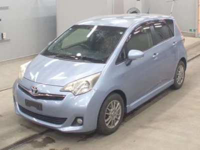 Toyota Ractis