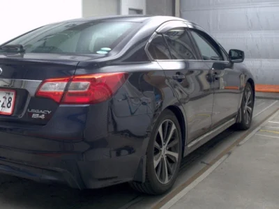 Subaru Legacy B4