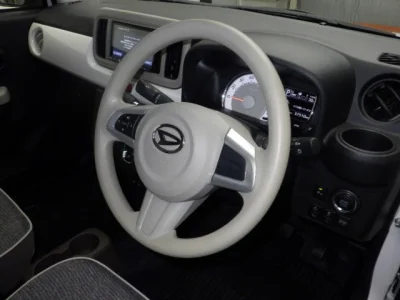 Daihatsu Mira Tocot