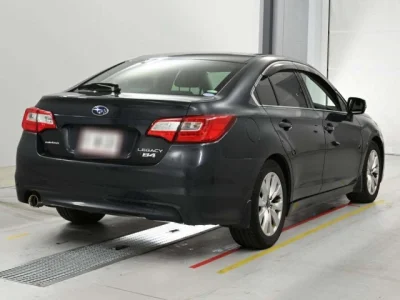 Subaru Legacy B4