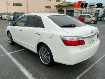 Toyota Premio
