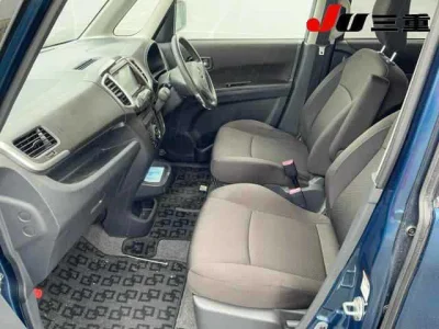 Mitsubishi Delica D:2