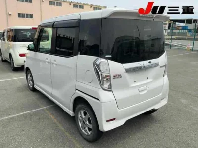 Mitsubishi eK X Space
