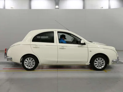 Mitsuoka Viewt