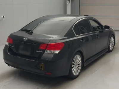 Subaru Legacy B4