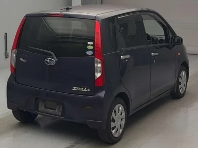 Subaru STELLA