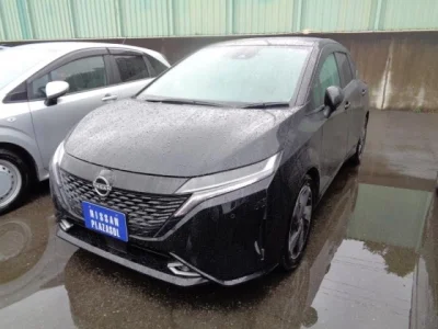 Nissan AURA
