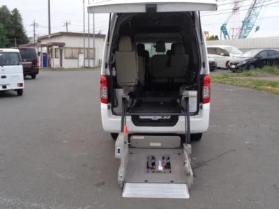 Nissan CARAVAN