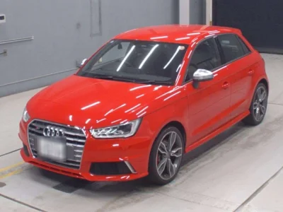 Audi S1