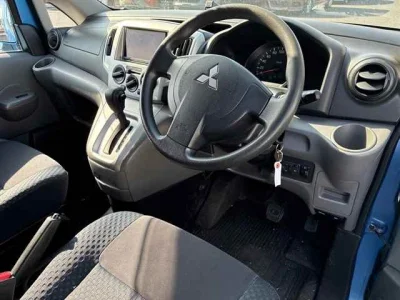 Mitsubishi Delica D:3
