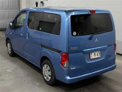 Mitsubishi Delica D:3